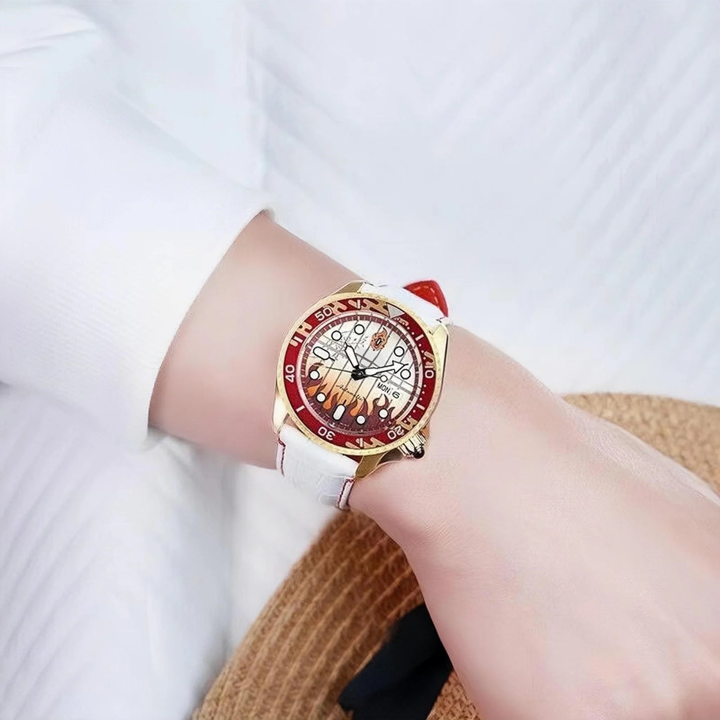 Rengoku Kyoujurou Men's and women's all-purpose quartz watch,100 meter waterproof watch